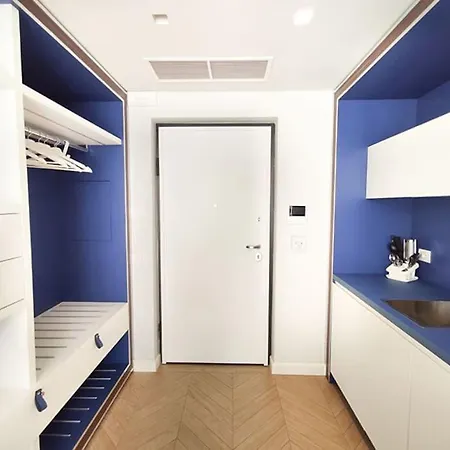 Lovely Fronte Mare Con Servizio Διαμέρισμα *