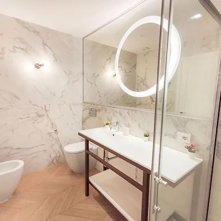 Lovely Fronte Mare Con Servizio * 圣贝内代托-德尔特龙托