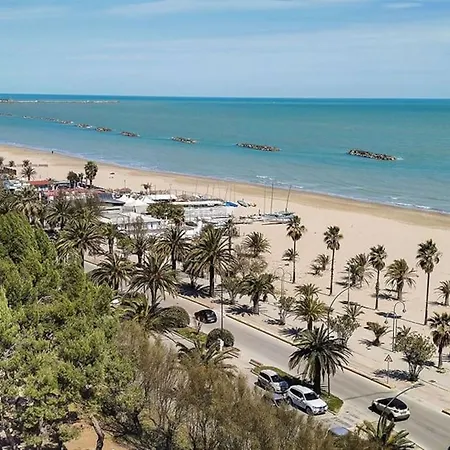 Lovely Fronte Mare Con Servizio *