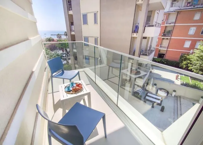 公寓 Lovely Fronte Mare Con Servizio 圣贝内代托-德尔特龙托