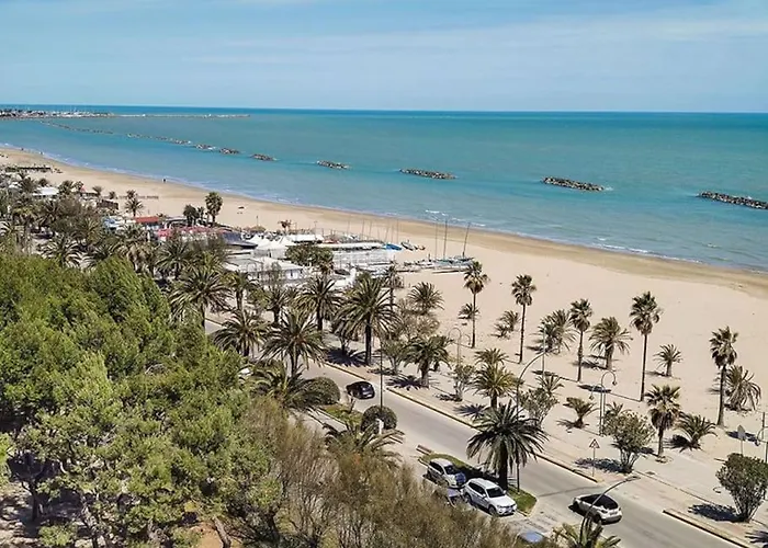 Lovely Fronte Mare Con Servizio *